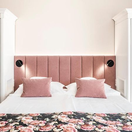 Hotel Pienzenau Am Schlosspark Merano Eksteriør billede