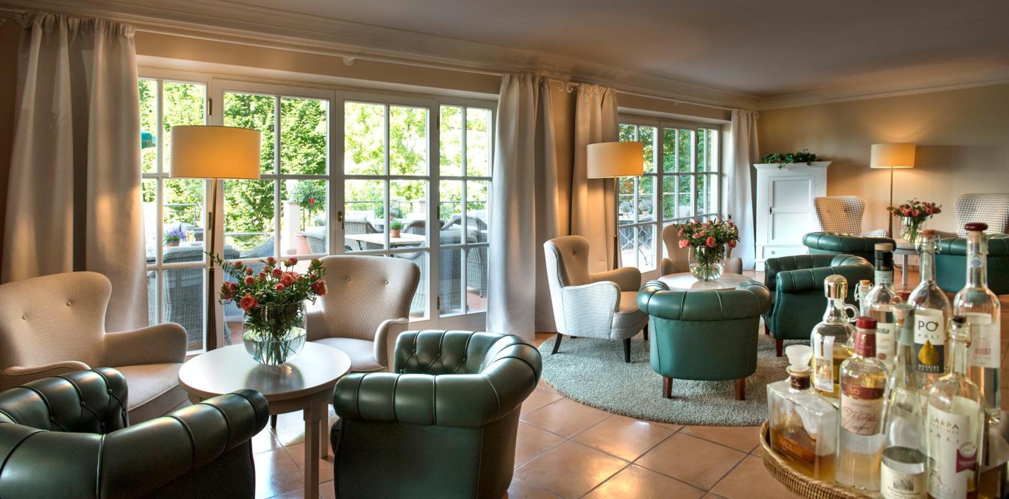 Hotel Pienzenau Am Schlosspark Merano Eksteriør billede