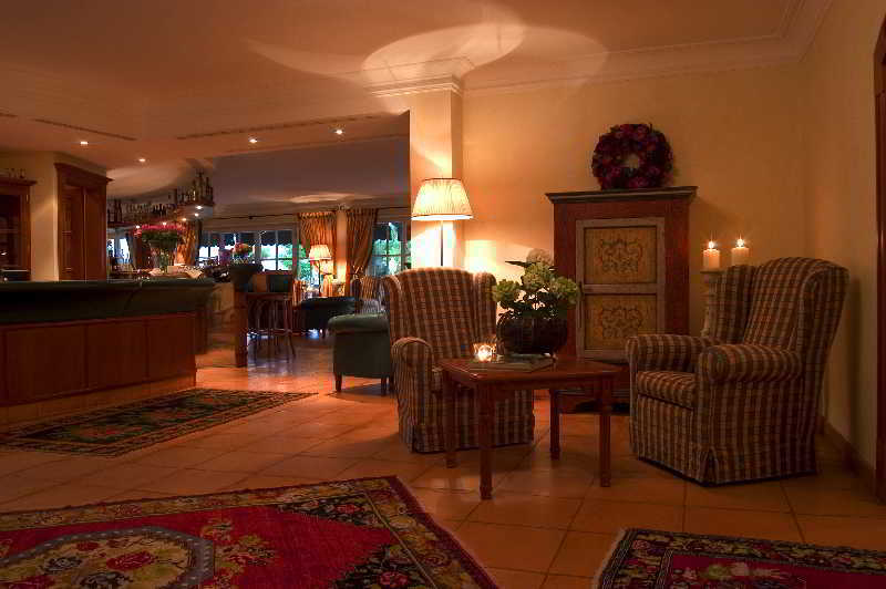 Hotel Pienzenau Am Schlosspark Merano Eksteriør billede